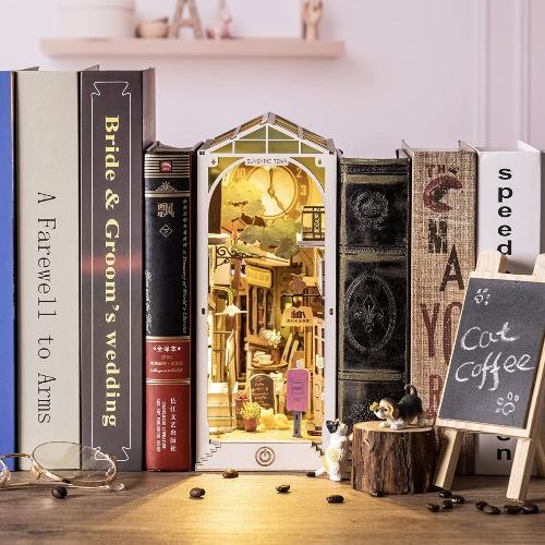 Our Best Gifts for Book Lovers This Holiday Season