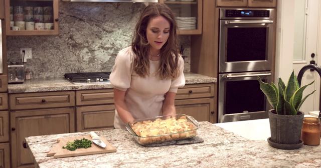 Jinger Duggar cooks the famous Duggar tater tot casserole