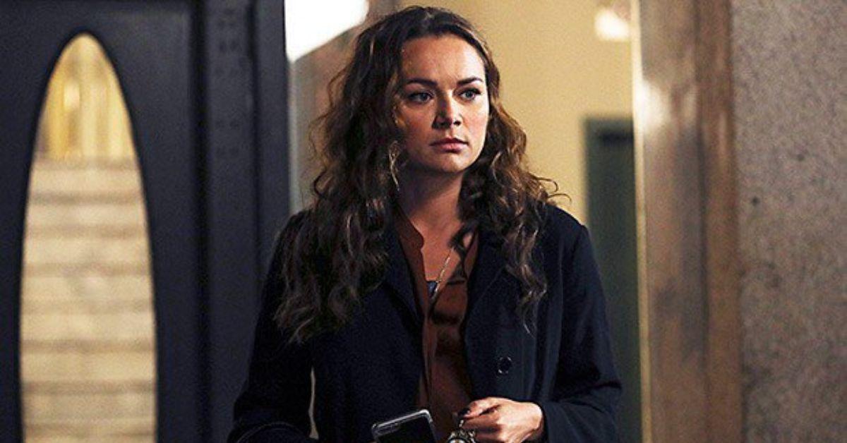 Christina Ochoa as Ashley on 'A Million Little Things' Season 1.