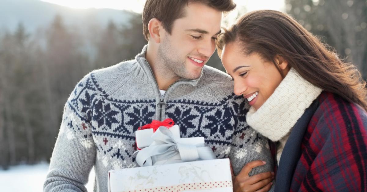 25 Perfect Gifts to Get Your Girlfriend for Christmas