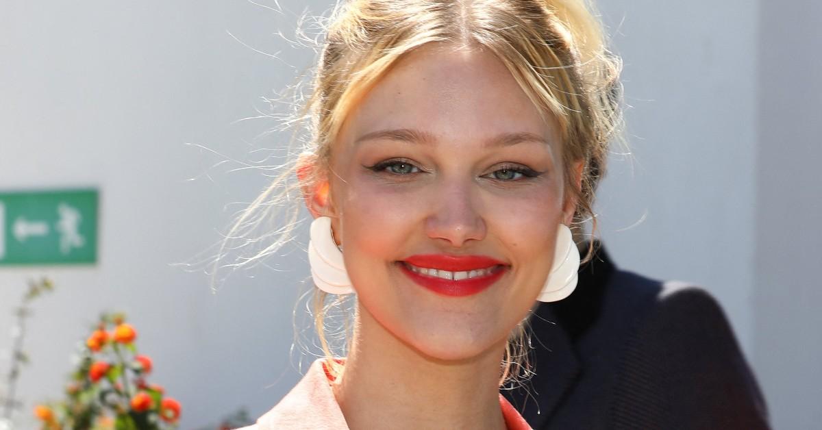 AGT Star Grace Vanderwaal smiling