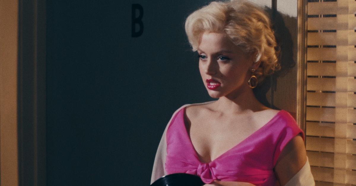 See Ana de Armas' Bombshell Transformation Into Marilyn Monroe