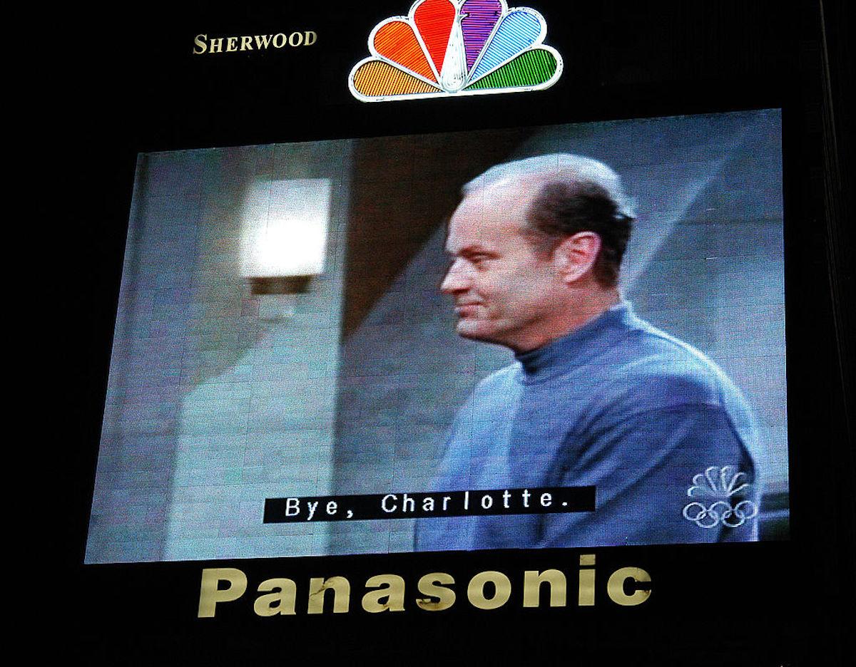 'Frasier' Finale Airing in Time Square on Astrovision Video Screen