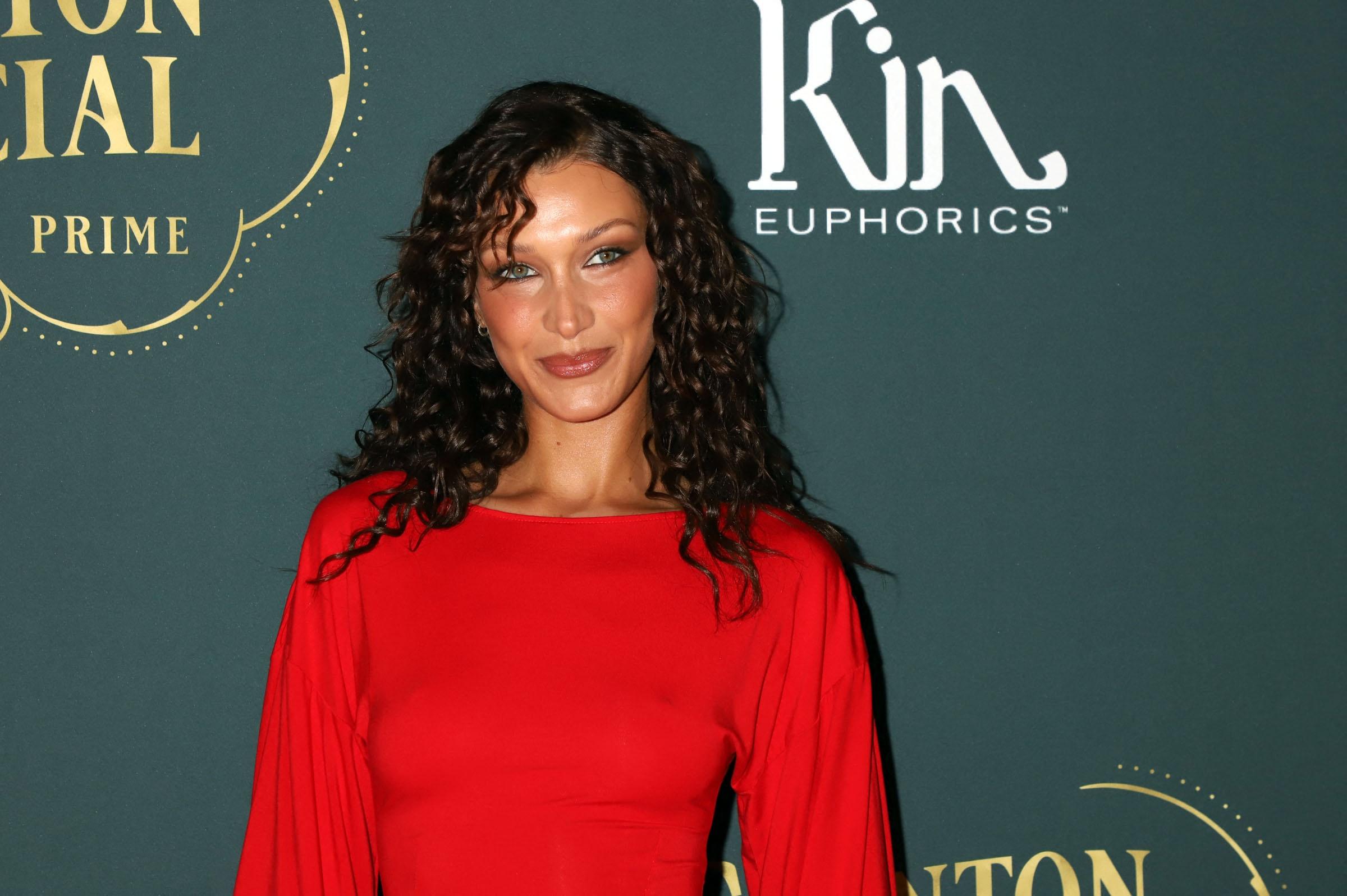 bella-hadid-las-vegas