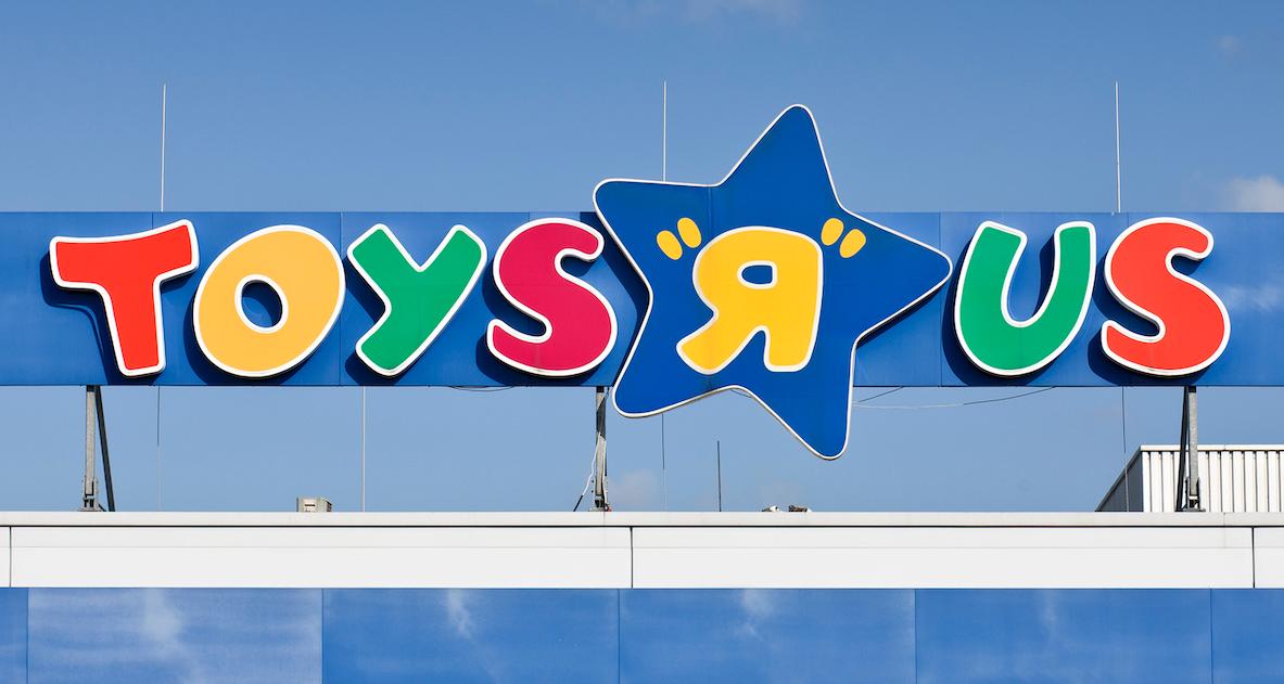 toys r us reopening