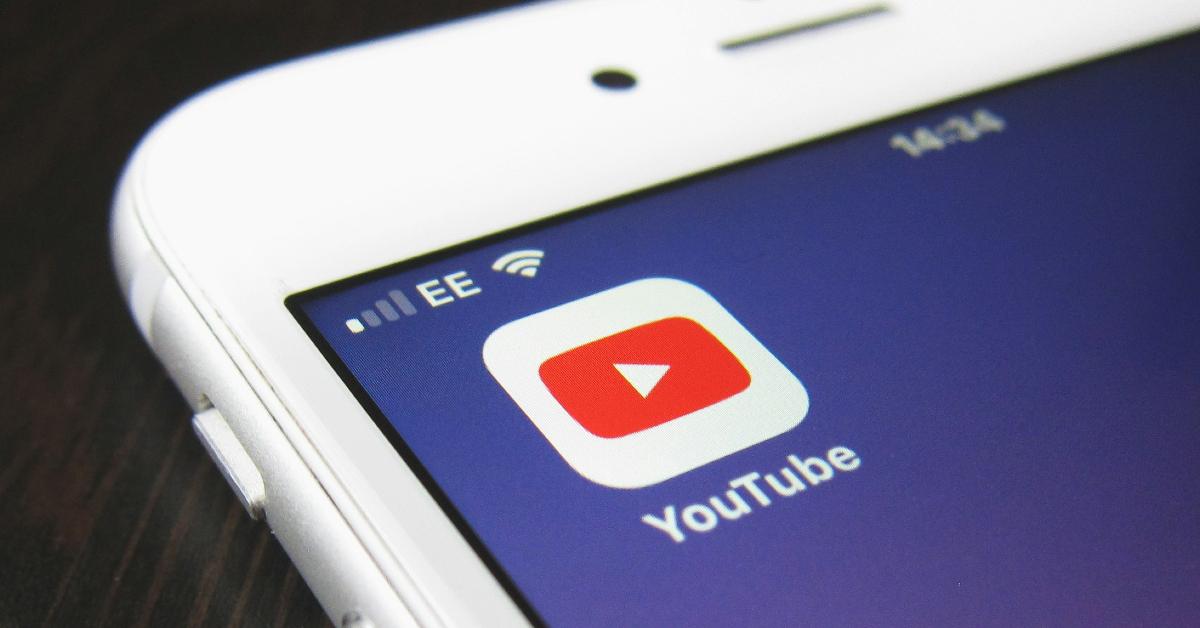 YouTube icon on the front of an iPhone screen