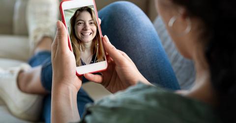 girls video chatting date ready hinge