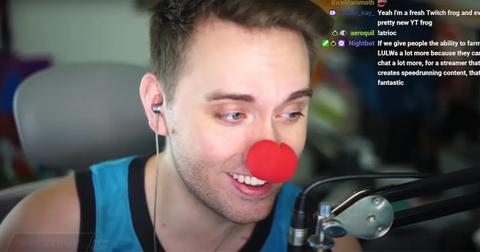 Atrioc wearing a clown nose