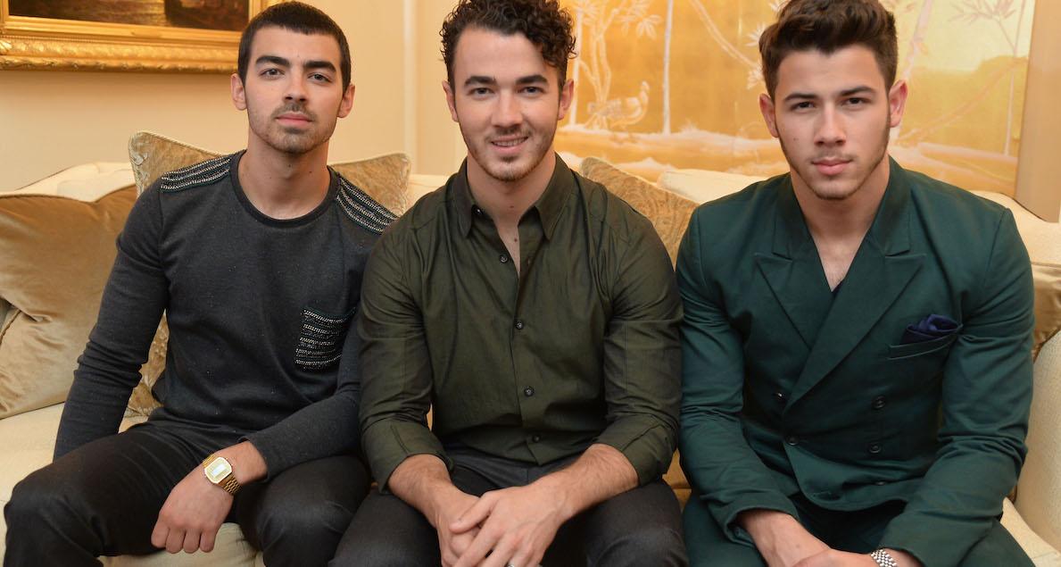 jonas brothers getting back together