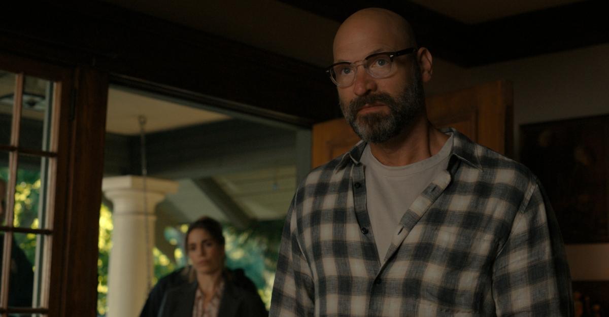 Carey Stoll as Howard in Imperfect Women