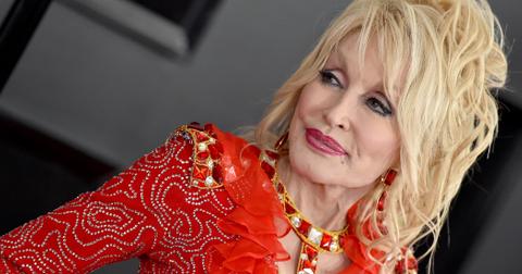dolly-parton-no-makeup-1576016587730.jpg