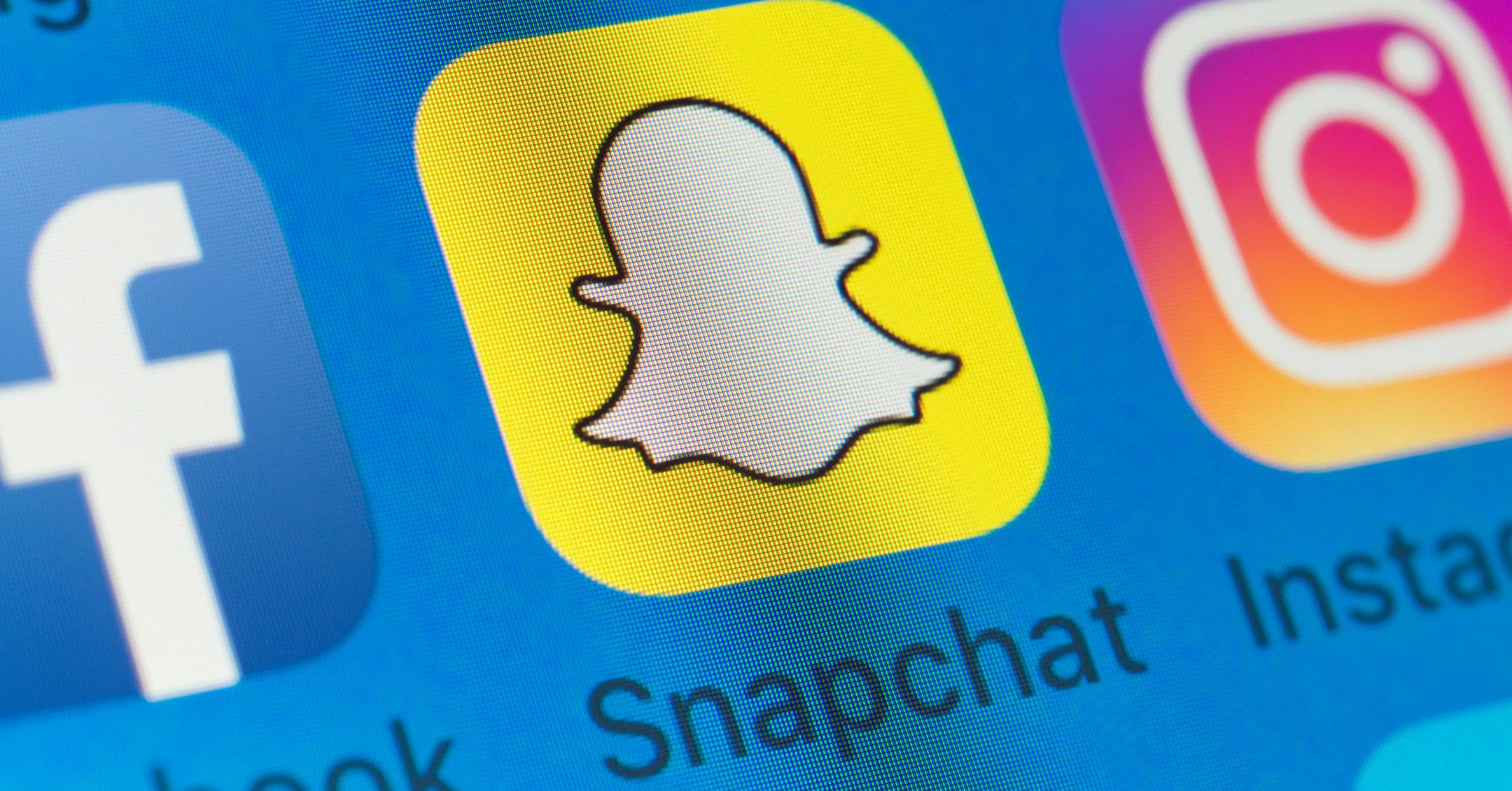 Here's the Meaning Behind Every Emoji on Snapchat in 2021