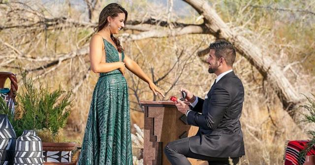 Black Monyes proposing to Katie Thurston on 'The Bachelorette'.