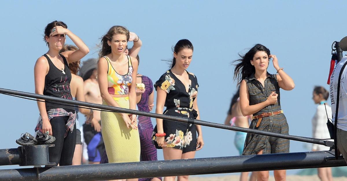 Shenae Grimes on set with her '90210' cast members