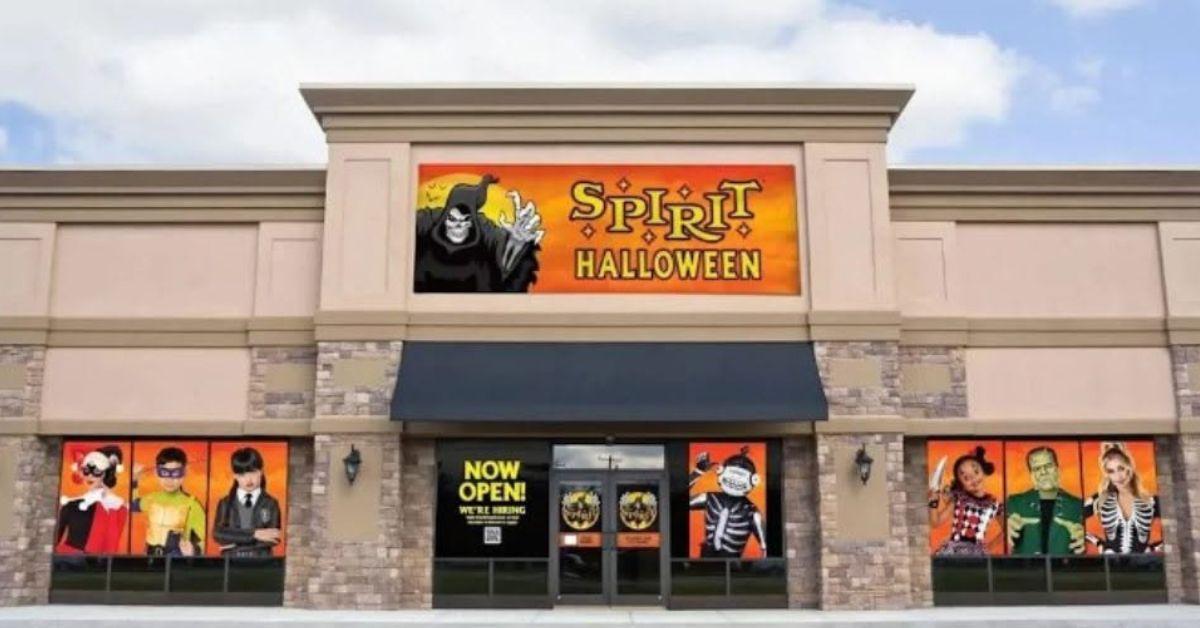 Is Spirit Halloween Open on Halloween