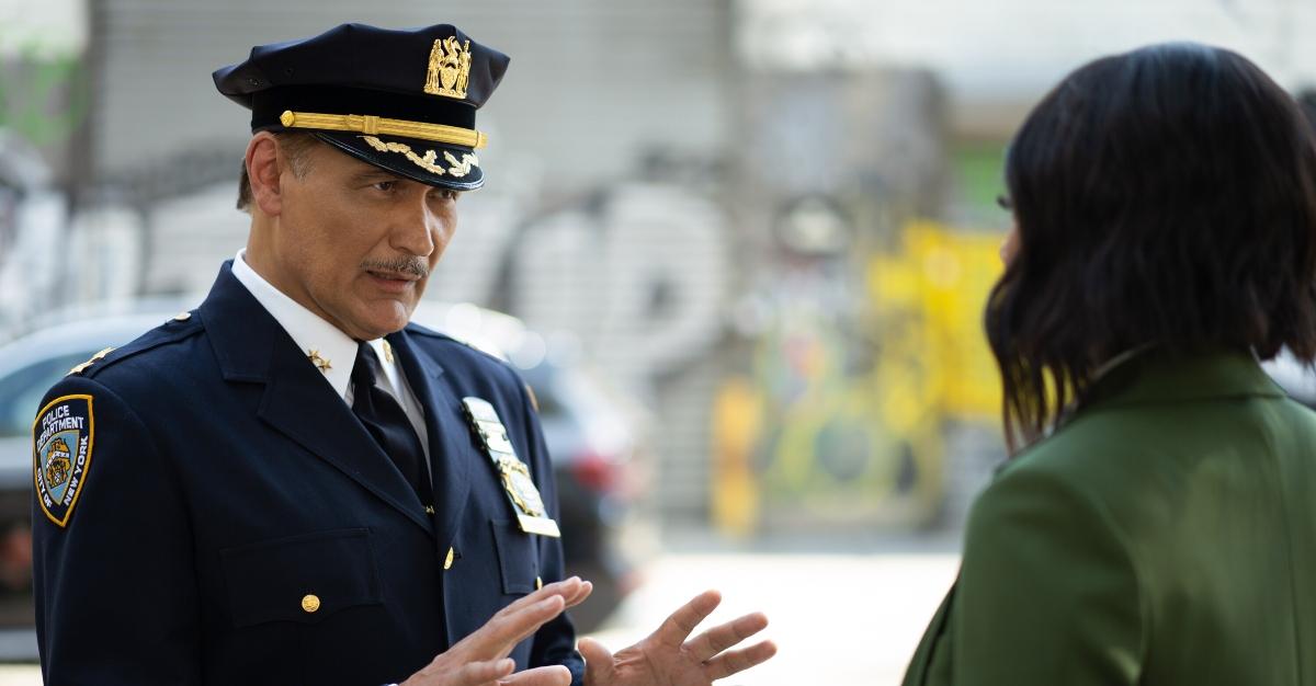 Jimmy Smits as Chief John Suarez and Amanda Warren as Regina Haywood