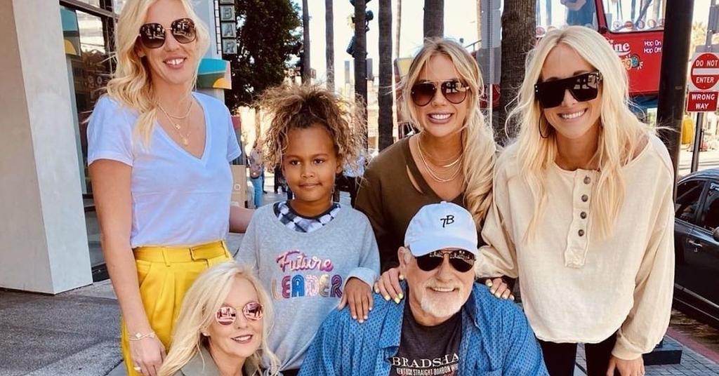 Is the E! Reality TV Series, 'The Bradshaw Bunch,' Fake?