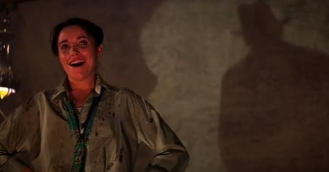 Marion Ravenwood (Karen Allen)