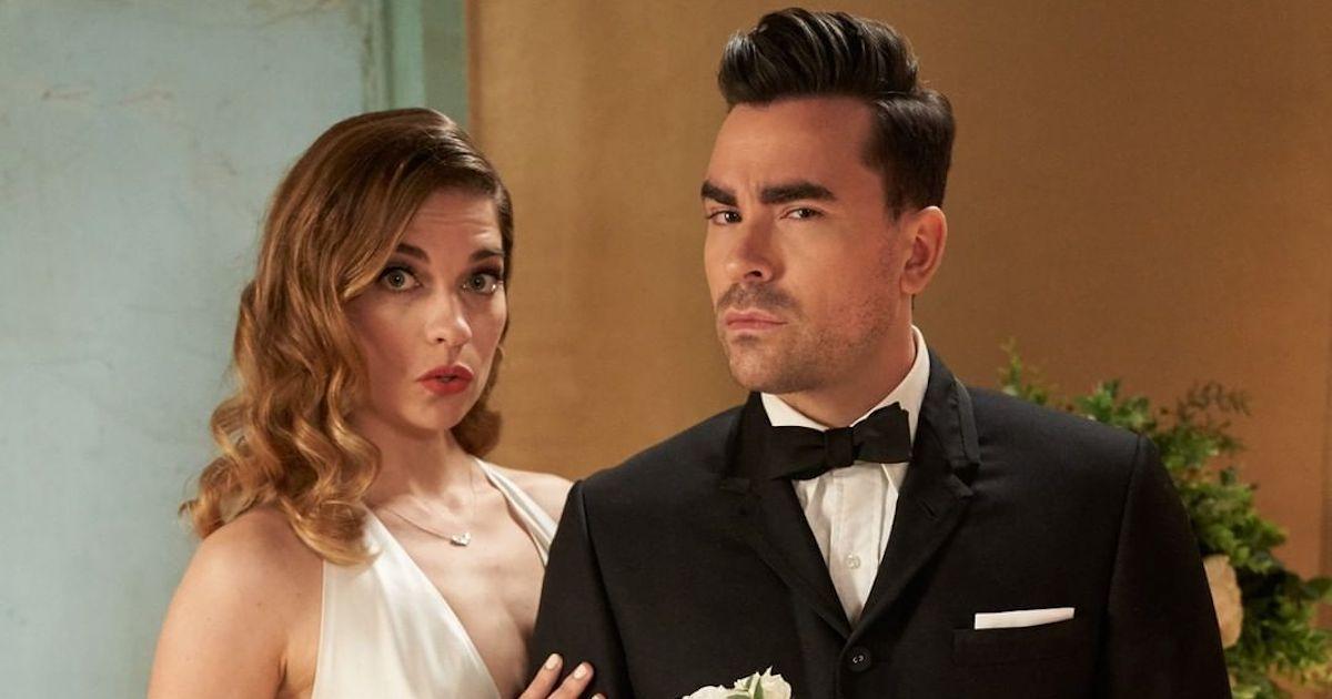 Annie Murphy and Dan Levy on 'Schitt's Creek.'