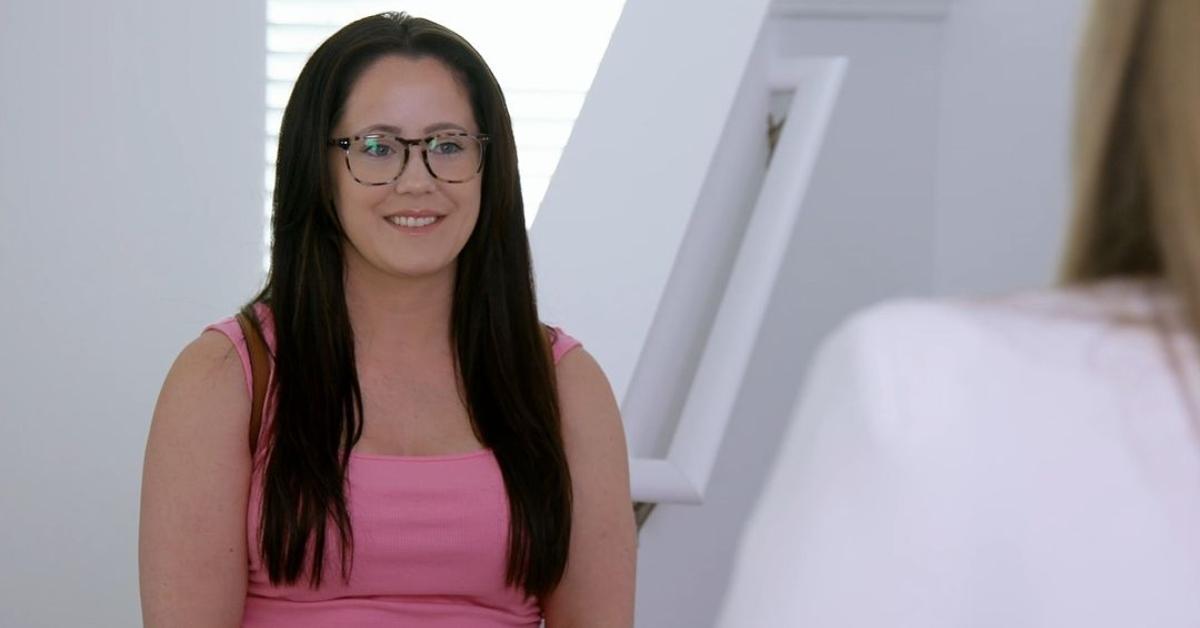 Jenelle Evans in a pink tank top on Teen Mom: The Next Chapter