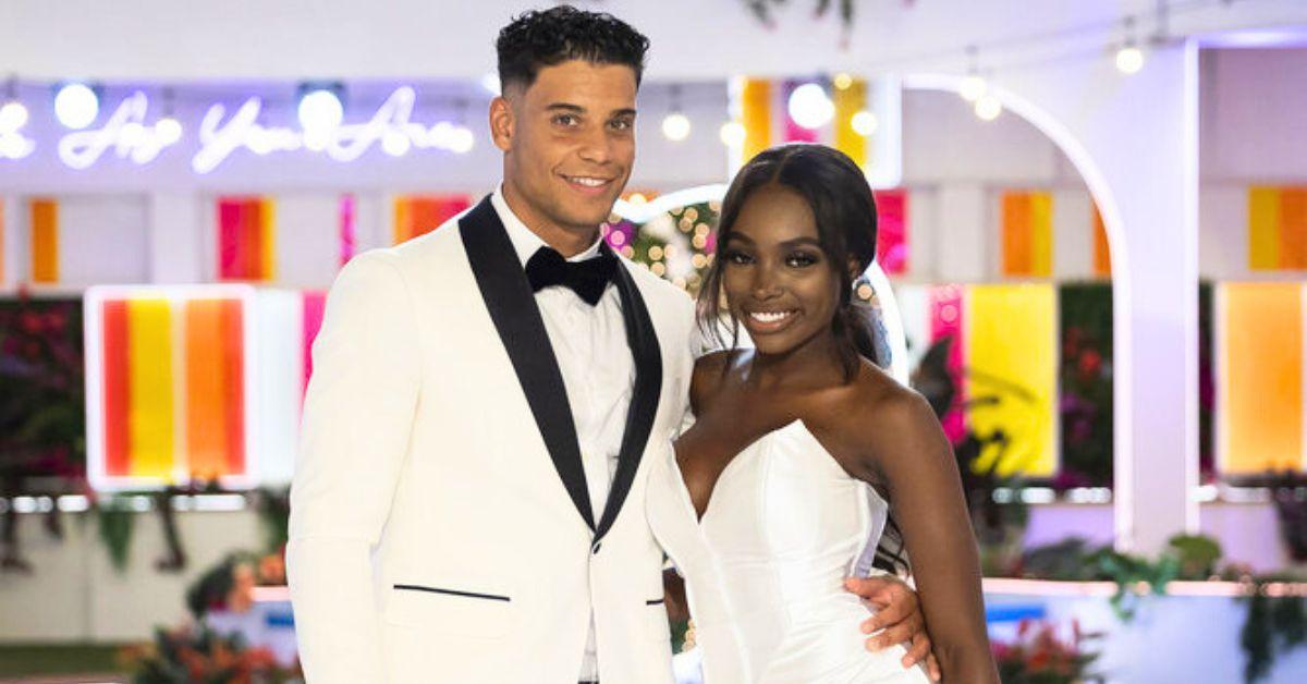 Kenny Rodriguez and JaNa Craig pose for a photo together during the 'Love Island USA' finale