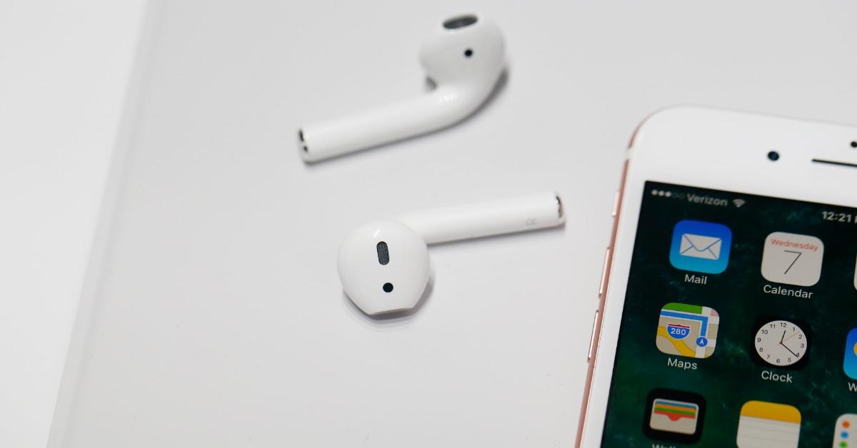 Here's How to Get Siri to Stop Reading Texts on Your AirPods