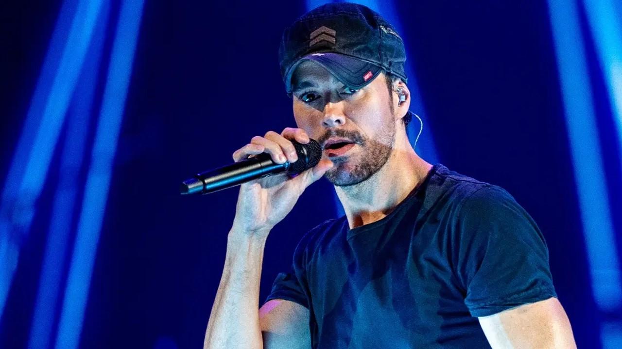 Vancouver Idol: Critics divided on the singing ability of Enrique Iglesias