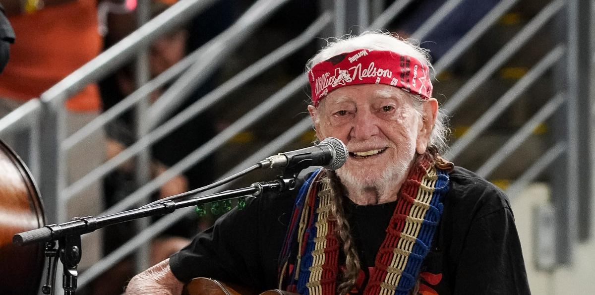 WHY DOES WILLIE NELSON HAVE TWO BIRTHDAYS visual data 3