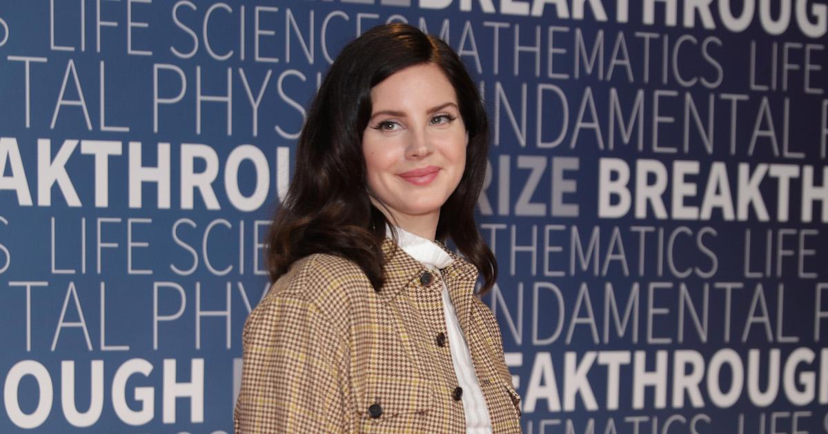 Lana Del Rey Engaged - See Her Dating History, Boyfriends - Parade