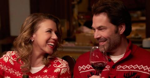 (L-R) Alex (Jodie Sweetin) and Liam (Tim Rozon)