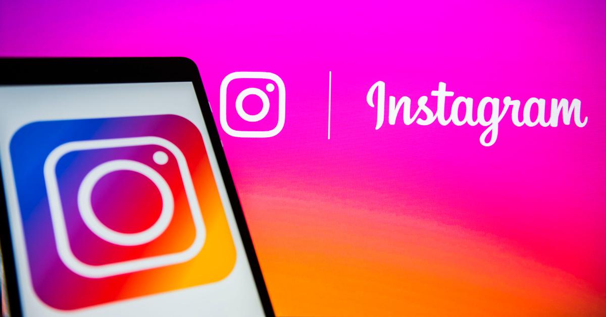 Here's How to Get the Black Heart on Your Instagram Story Icon