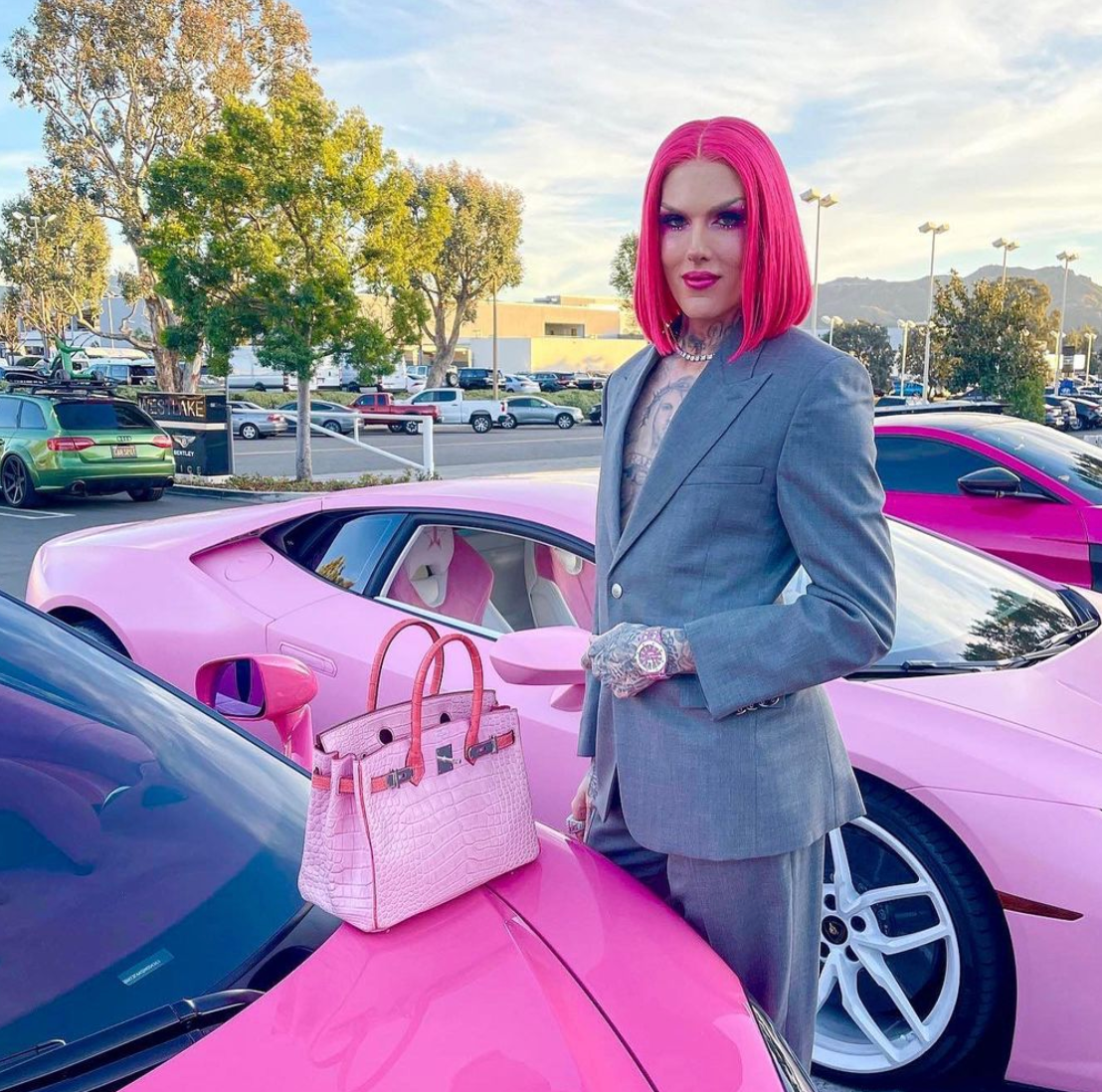 Makeup Mogul Jeffree Star Lists Hidden Hills, California, Mansion for $20  Million