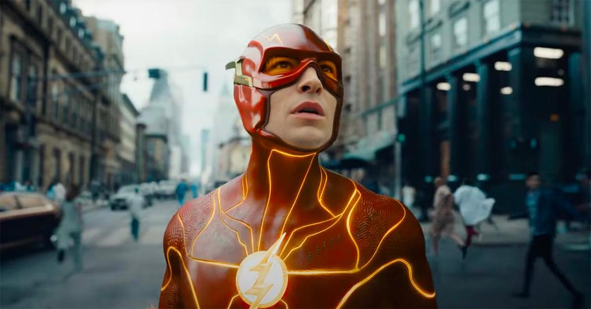 Ezra Miller's suit lights up in 'The Flash' 