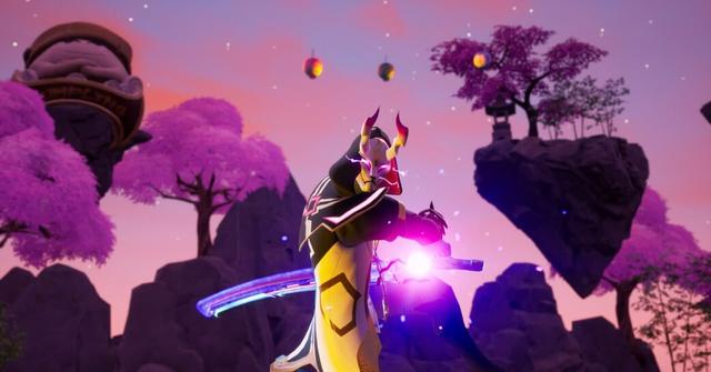 'Fornite' Player preparing to use the Kinetic Blade.