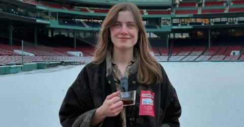 Is Ponies Star Vic Michaelis Married? Details