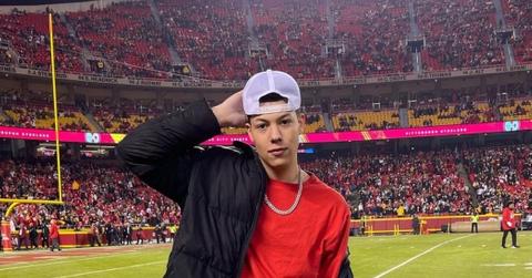 NFL fans hate Jackson Mahomes for his cringe TikTok dance videos.
