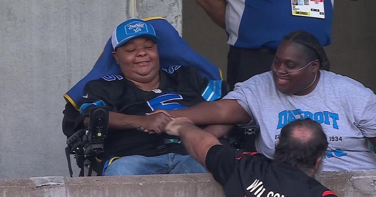 Kiki, David Montgomery's sister watching the Lions vs Bengals game