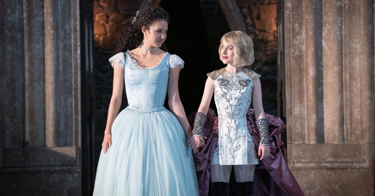 (l-r): Sofia Wylie as Agatha and Sophia Anne Caruso as Sophie.