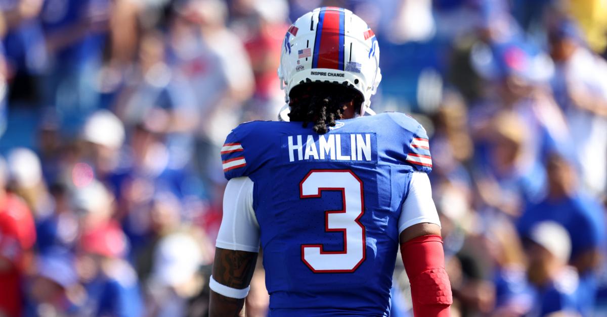 Buffalo Bills safety Damar Hamlin warms up prior to the Bills-Dolphins game on Oct. 1, 2023.