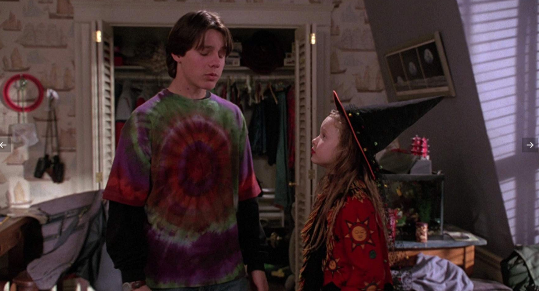 Remember the Little Girl from 'Hocus Pocus'? Here's What She's up to ...