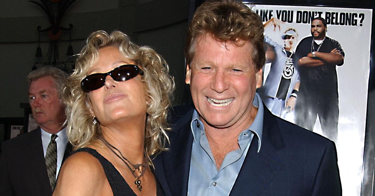 Farrah Fawcett and Ryan O'Neal at the 25th Anniversary Genesis Awards.