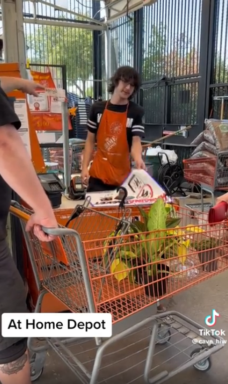 Home Depot employee named Andrew gets fed up with rude customer to the  point he quits his job. : r/facepalm