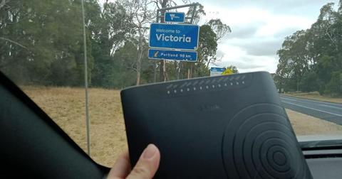 2-modem-vacation-1579209985142.jpg