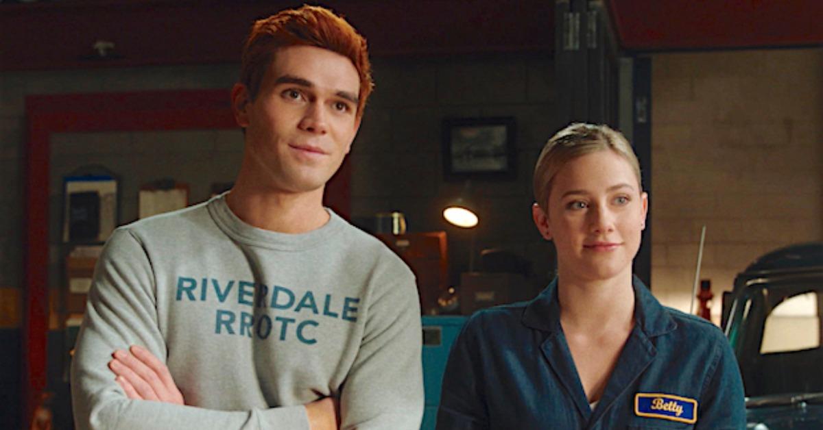 Betty and Archie in 'Riverdale'