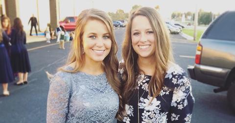 laura-demassie-jana-duggar-1589129878774.jpeg