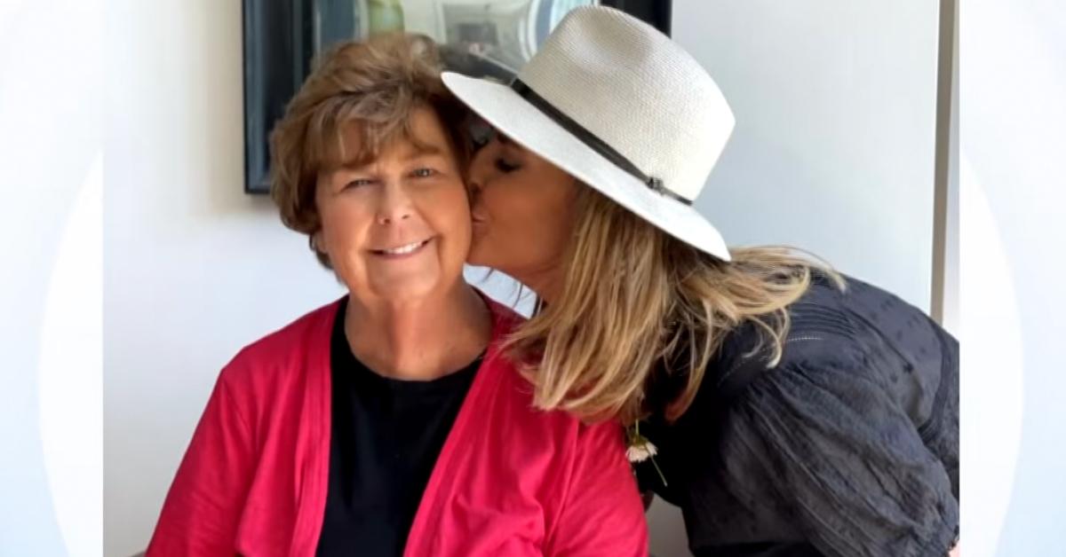 Savannah Guthrie (R) kisses her mother, Nancy Guthrie (L)