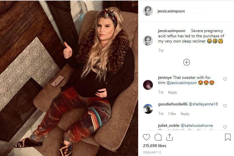 Jessica Simpson's Instagram no longer allows comments after mom shaming