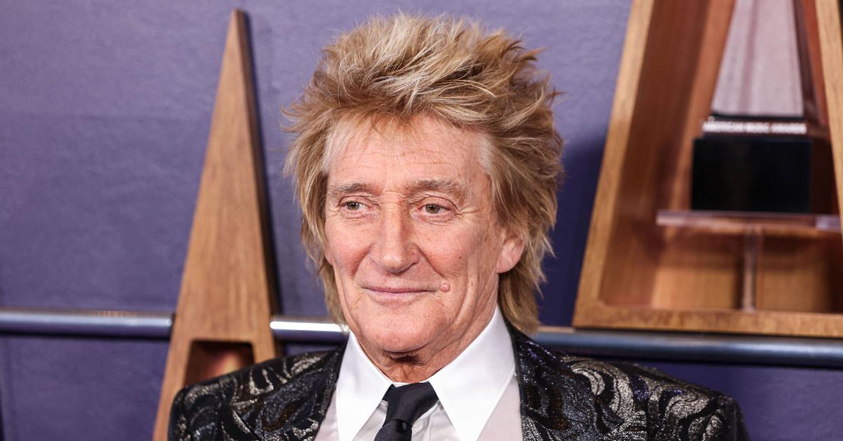 Does Rod Stewart Wear a Wig?