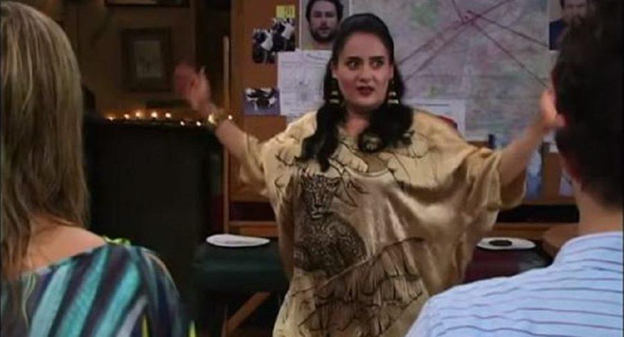 Artemis in 'Always Sunny'