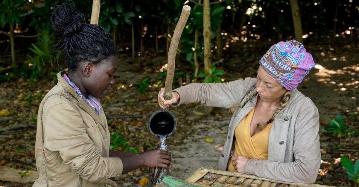 Maryanne and Lindsay in 'Survivor 42'